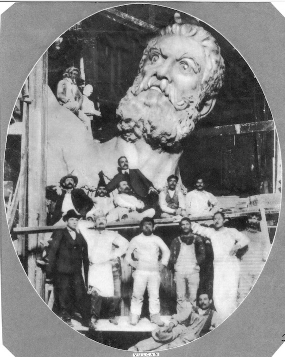 RedOreExpress's tweet photo. It may be April 1st, but we're serious about celebrating the melting pot of communities that makes Birmingham so wonderful! This month, join us as we celebrate the Italian and Greek communities in the Magic City. #industrialhistory

Image courtesy of @VisitVulcan https://t.co/eZwmx5bhYp