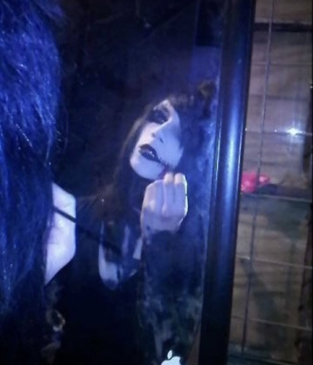 AndyBVBMemories's tweet photo. #AndyBiersack
#AndyBLACK
#AndySix
#AndySixx
#Andy6 https://t.co/dFaJa95Rpc