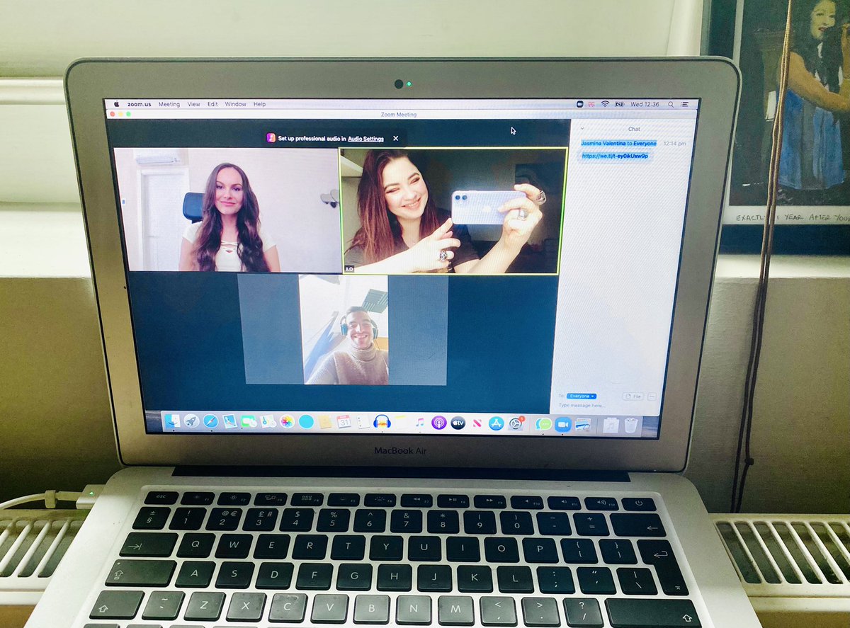 IlonaTMusic's tweet photo. Writing Kamp2 going amazing so far ❤️😊😭❤️ https://t.co/PPUozovnzj