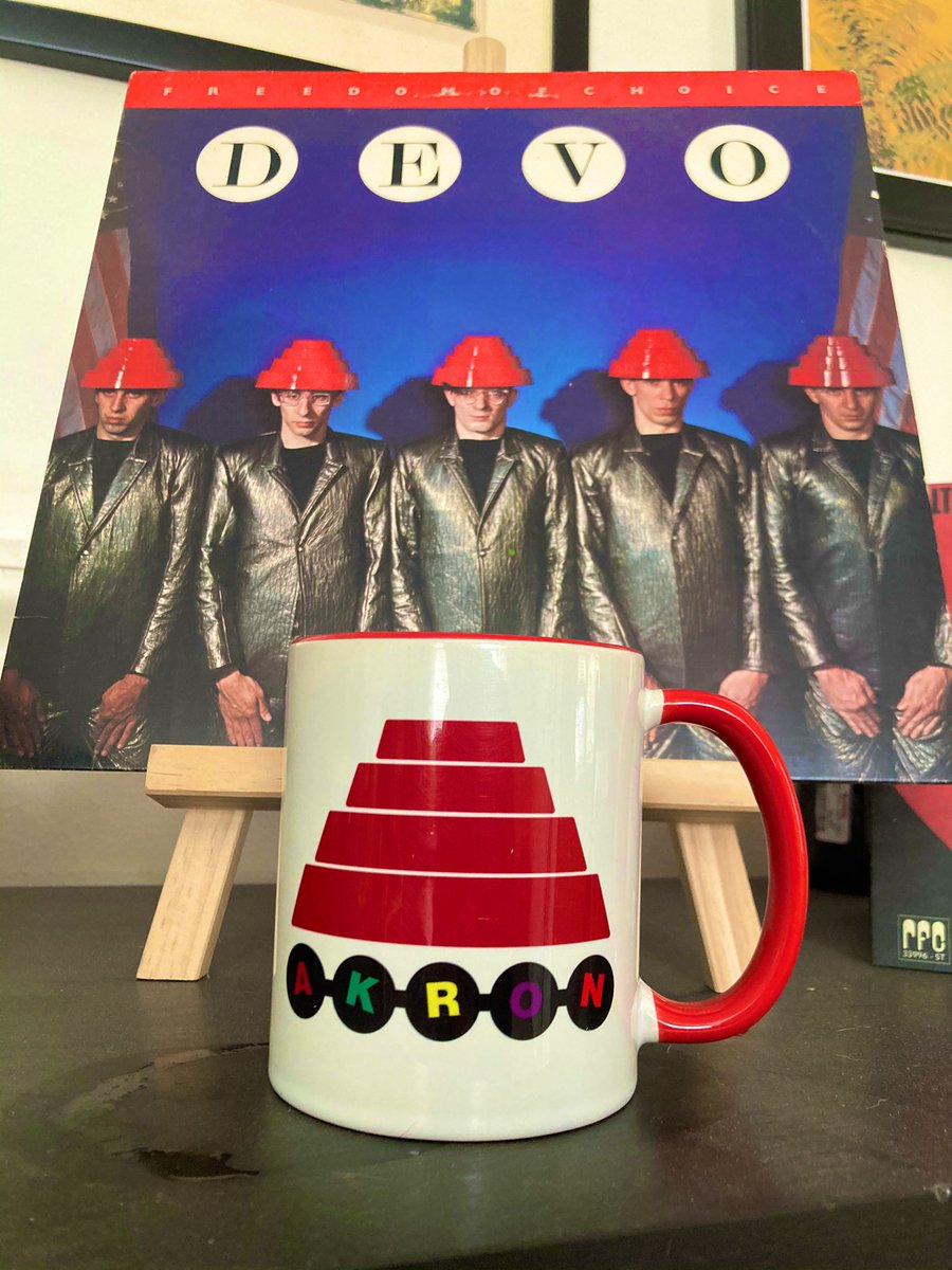 andeewells's tweet photo. Happy DEVO Day, Akron! #devo #devoday https://t.co/RBiuXMXVlc