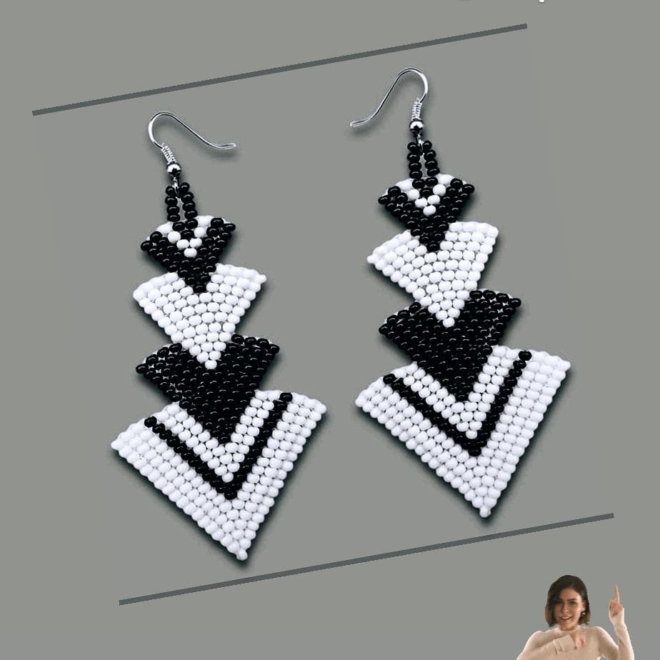 FamAfrican's tweet photo. Beaded masaai earrings
Easter sale is going on.
#africanfashiontrends #africanjewelry #handmadejewelry #earringfashion #jewelrykenya Uhuru Kenyatta #AprilFoolsDay #COVID19 #lockdown2021 #IkoKaziKE #youngentrepreneur #womeninbusiness #blackownedbusiness https://t.co/ZHWIRr9xUp