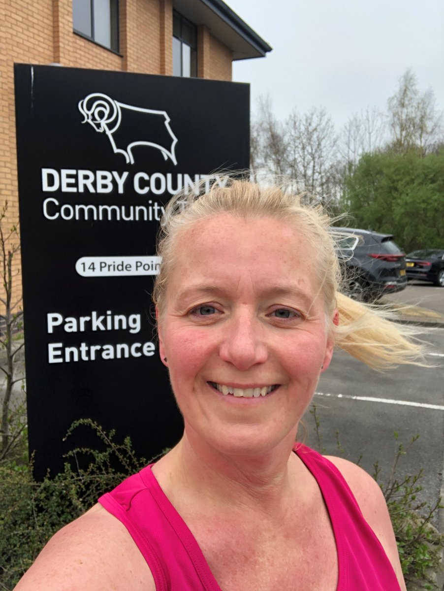 DCCTOfficial's tweet photo. Day ✌️ in the #ActiveInApril challenge 🏃

Meet Amanda - she took part in our @EFLTrust Fit Fans project last year and has been a huge supporter ever since 🤩 and she's got 7K in the bag already! 🙌

Donate to the group's effort! 🔗➡️ https://t.co/KHwxr40fjx https://t.co/pKOab0Gshm