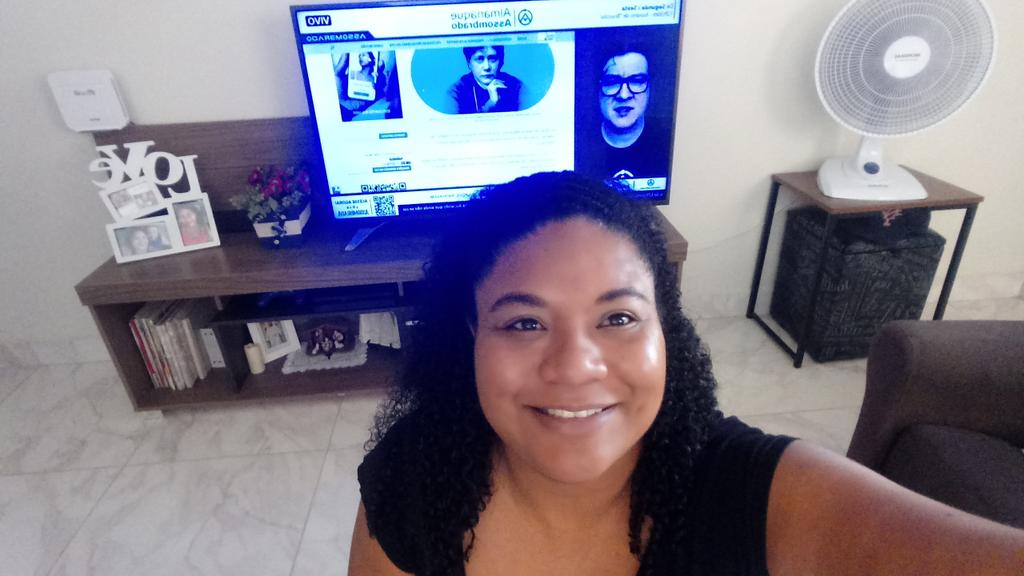 JosiGuedes's tweet photo. Indaiatuba-SP assistindo #AlmanaqueAssombrado https://t.co/I6PhShw8fV