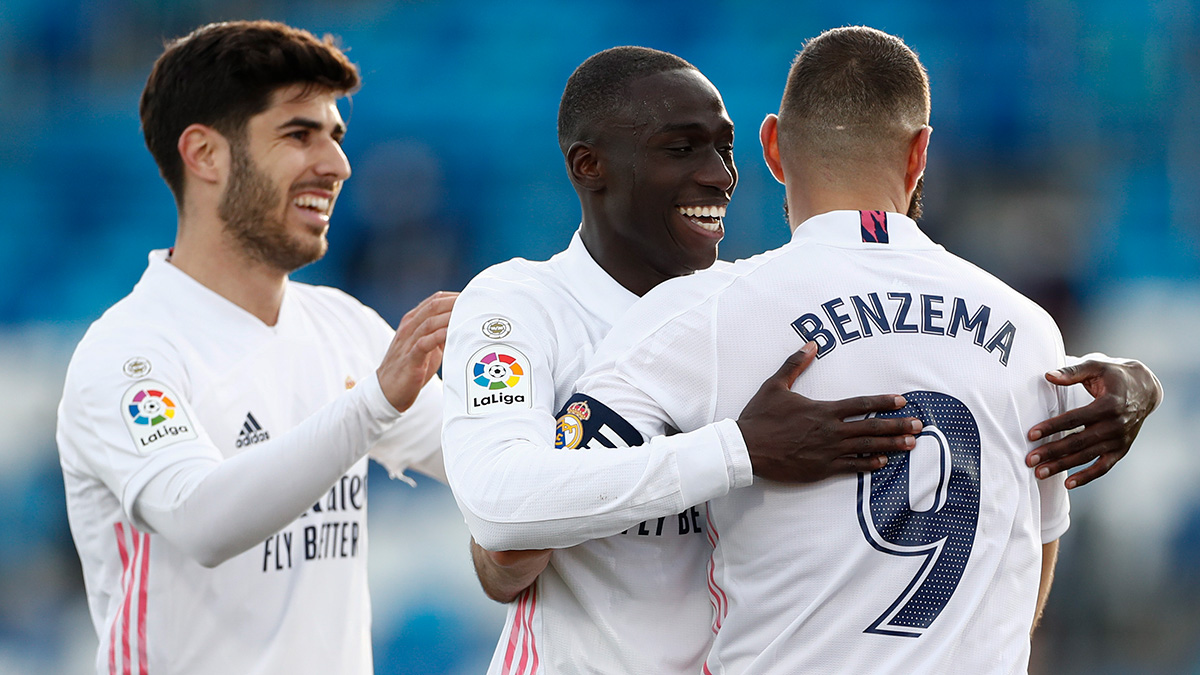 realmadrid's tweet photo. 📌 ¡Horarios confirmados! ✅
🆚 @GetafeCF | 33ª Jornada 
🏟 Coliseum Alfonso Pérez 
🗓 Dom 18 de abril ⏰ 21:00 CEST
-
🆚 @Cadiz_CF | 31ª Jornada 
🏟 Ramón de Carranza 
🗓 Mie 21 de abril ⏰ 22:00 CEST 

🏆 @LaLiga https://t.co/qf7iLggRnO