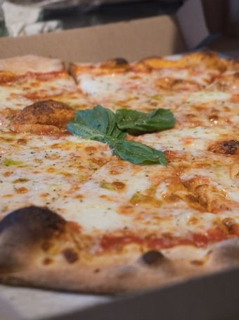Dreaming of classic margherita pizza #mood
.
.
.
#2021 #supportlocal #miami #miamibeach #pizza #pizzarustica #food #lunch #instafood #foodie #dinner #instagood #photooftheday #foodphotography #pizzatime #foodstagram #yummy #foodgasm #delicious #love