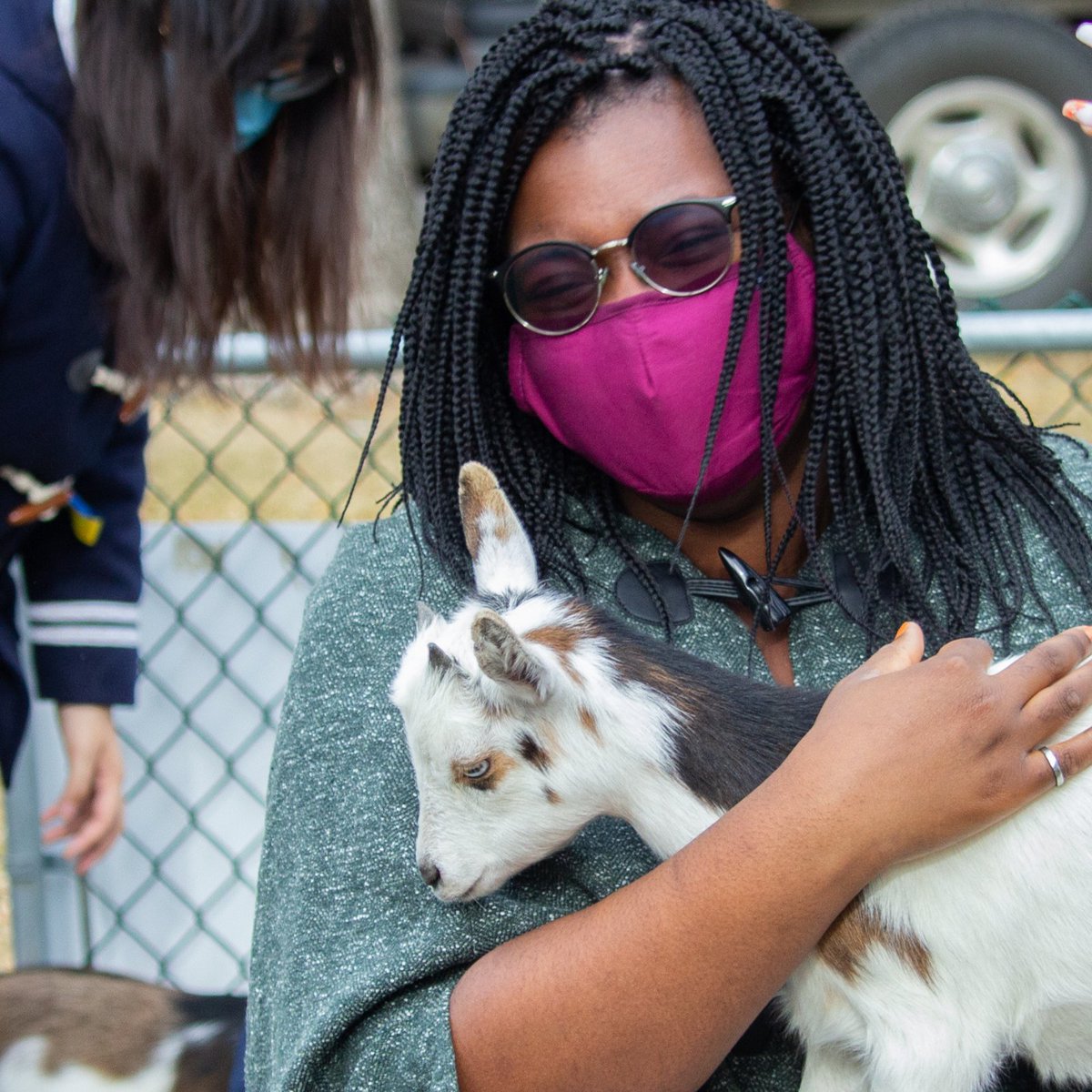 uofaresidences's tweet photo. It's been nearly a year in the making, but Residence Services is so excited to announce the launch of a new pilot project in Nîpisîy House.

💯 Get better grades
⭐ Improve your wellbeing
🐐 Pet goats every day

Read the full announcement:
https://t.co/qGXi847xf8 https://t.co/1CWg1tI0Jw