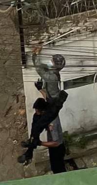 MayWinchester16's tweet photo. Terrorist Forces raided into two houses at HlaingMyintMo Housing, Kan Street, Hlaing Township. They also destroyed the CCTV cameras in ThuNandar Street, Hlaing , not to leave any evidence of their atrocities.
#WhatsHappeningInMyanmar
#Apr1Coup https://t.co/9MOPCXUZtQ