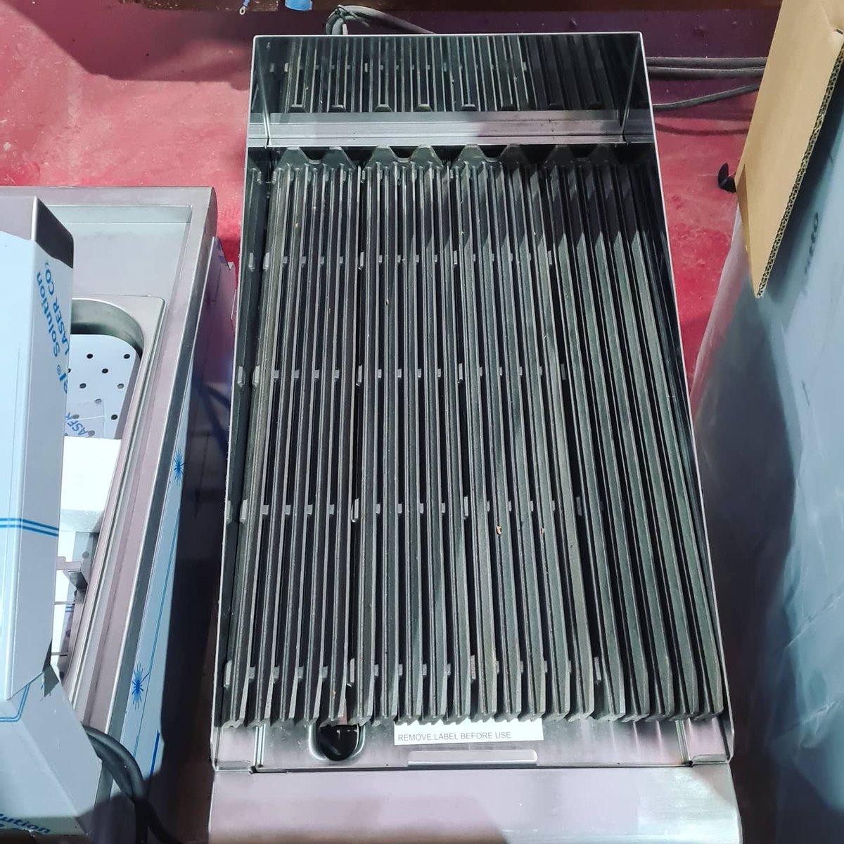 JustChubbys's tweet photo. I've never had drop fryers, flattop or a chargrill to play with.
If they all fit I'll be even more excited!! 😐
#measuretwice
#cutonce
#amirite
! https://t.co/jmoAA0ZXc9