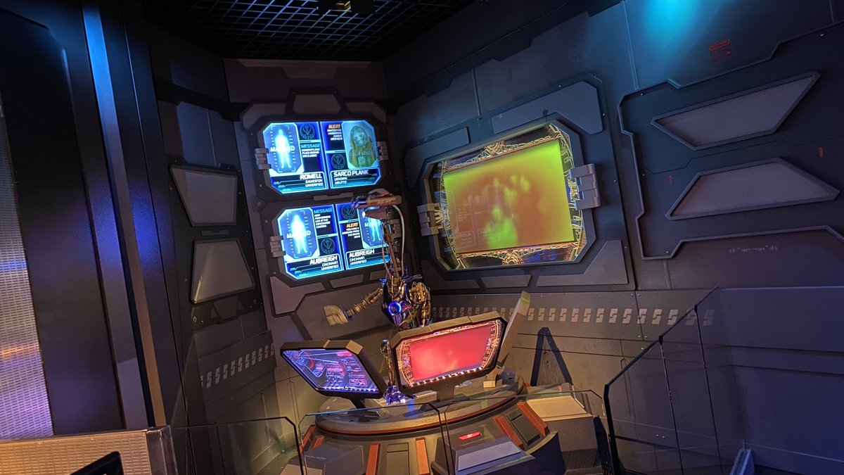 disneypicaday's tweet photo. Breaking news: #MuppetVision3d to get new film to match the #StarTours retheming of #MuppetsInSpace! New version of #HyperspaceHoopla featuring Muppet Stormtroopers coming as well! #AprilFoolsDay https://t.co/vLe0rTfk3S