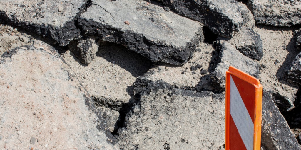 Asphalt recycling has been used for many decades and still new techniques are being developed as higher percentages of reuse become common practice

Discover it at #EECongress2021: ow.ly/xztr50CLgCj 
Register now at: eecongress2021.org/register "