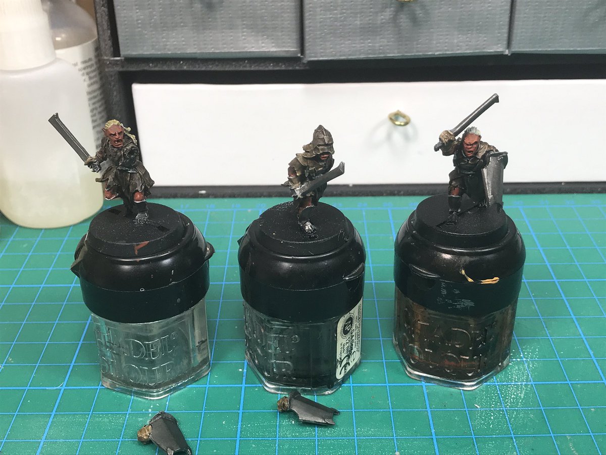 Painting Uruk-hai scouts today
#LordOfTheRings #WarhammerCommunity #gamesworkshop #middleearth #modelpainting #warhammer #lotr