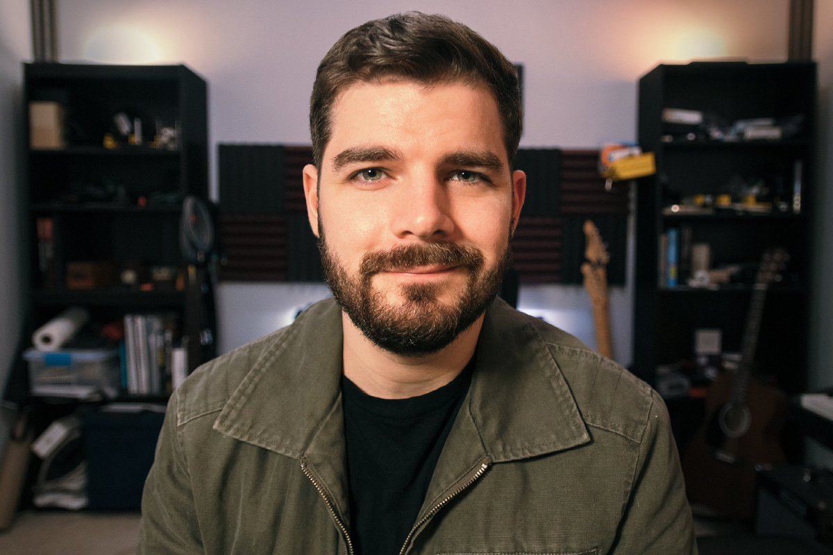 I don't have any gags or goofs for April fools day, but I hope you have a wonderful Thursday! Make somebody smile! ⁠
⁠
#aprilfools #april #spring #april1st #happy #fun #smile