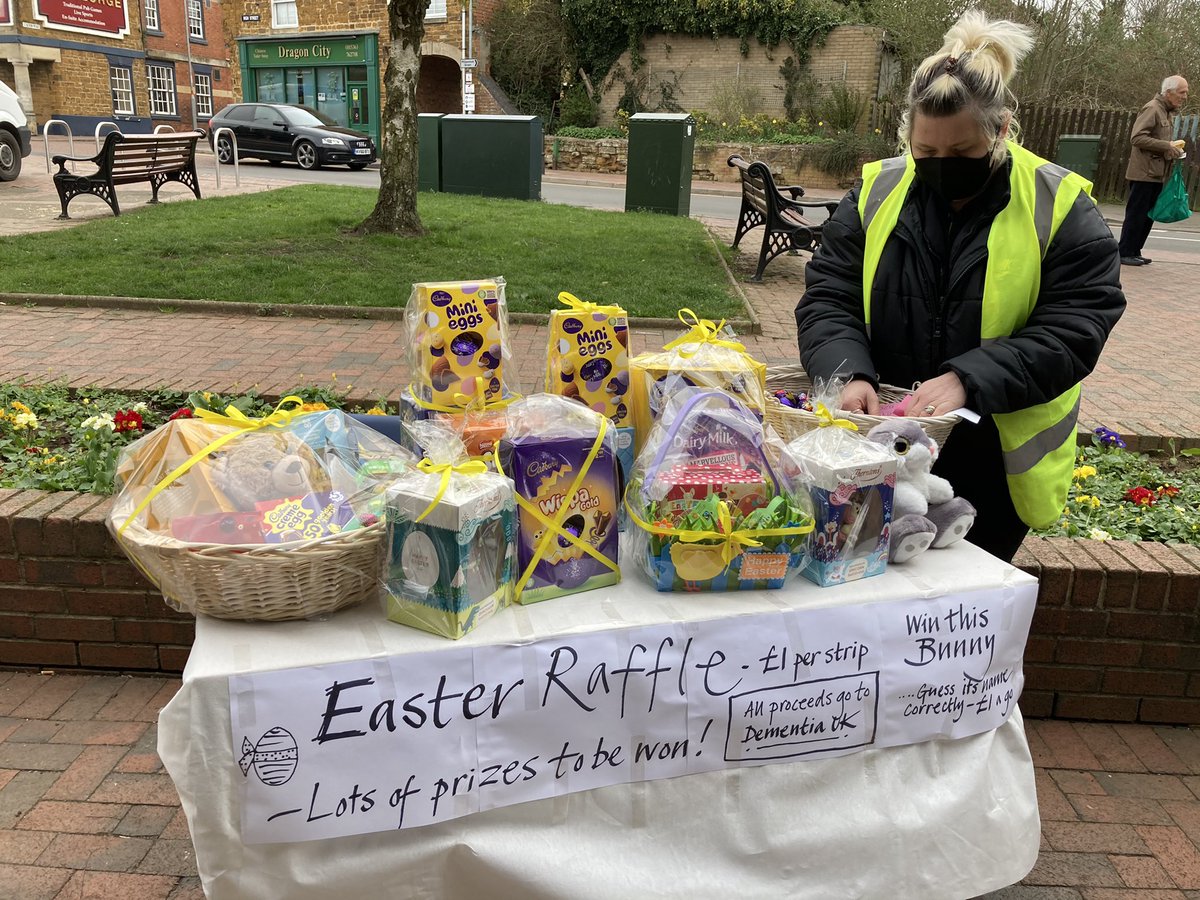 bexrdw's tweet photo. A fantastic effort at Desborough High Street Coop! At last count £450 raised for @DementiaUK today! @mycoopfood @AnneLiddle12 @JoelMattless @adamleewaudby @PaulalanDennis https://t.co/AG3OOcO4Pi