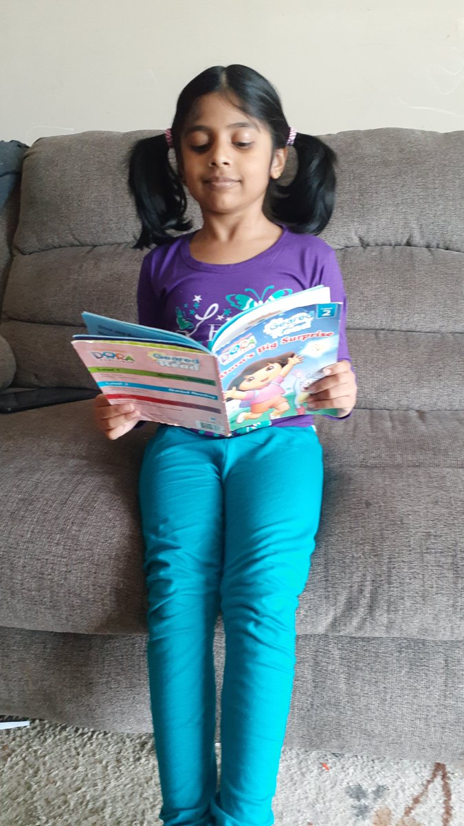 SycamoreSchools's tweet image. Our virtual Aves love to read! For #VirtualSpiritWeek, they dressed up as their favorite book characters or shared their favorite books to read! #storysuperstars