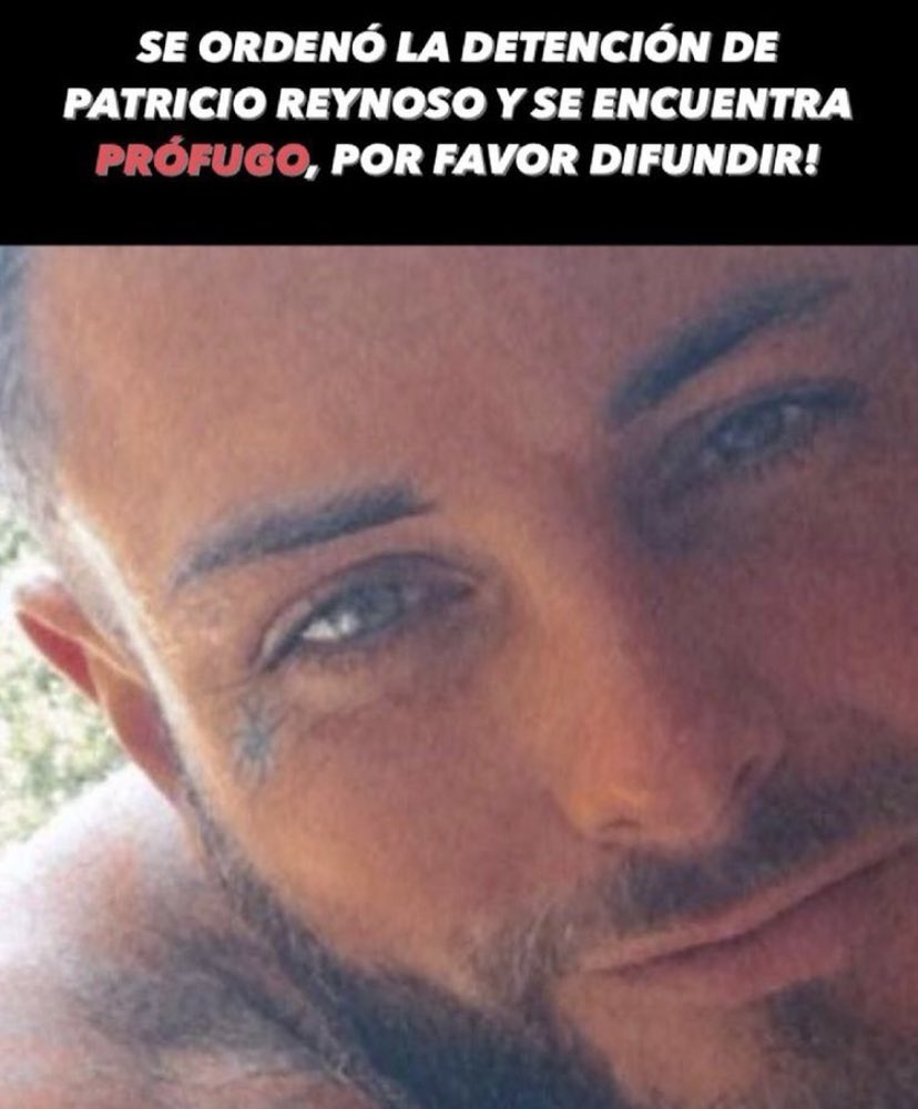 🙏🏼 POR FAVOR COMPARTAN 🙏🏼
Es el asesino de mi amiga Pilar Riesco, está PROFUGO, tenemos que encontrarlo. Solo con un RT ayudan un montón, si lo pueden publicar en sus redes nos dan una mano enorme🥺✊🏼💜