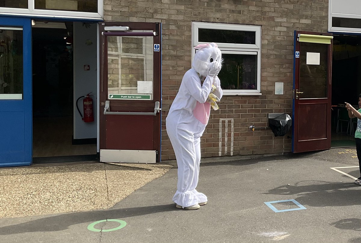 churchfieldsinf's tweet photo. We had lots of fun today when the Easter Bunny visited. Huge thanks to our fabulous @churchfieldspta for organising and also @waitrose in South Woodford for kindly donating some Easter eggs for our children. Happy holidays everyone...... https://t.co/f3ZWvmnDcQ