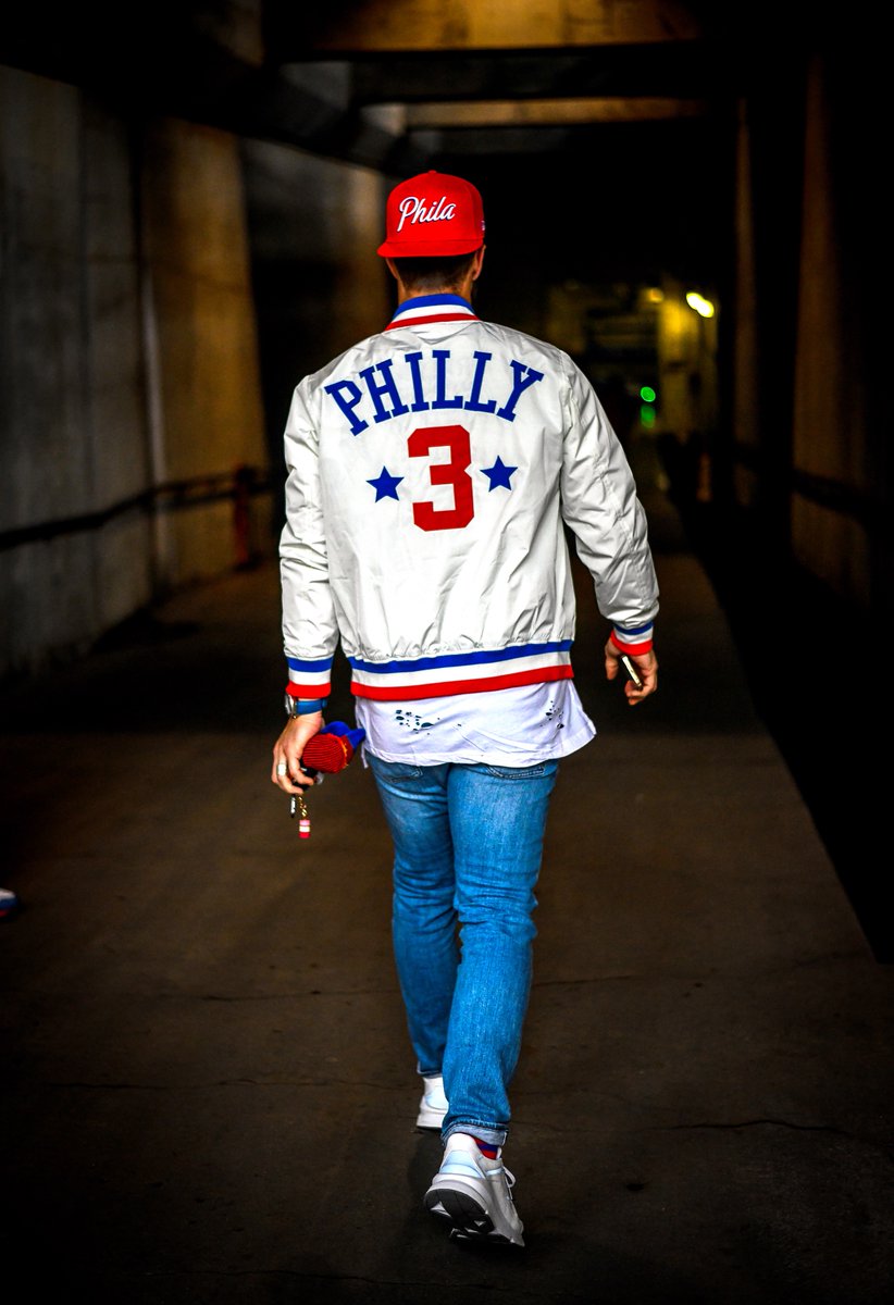 Philadelphia Phillies (@phillies) on Twitter photo Clocking in. #RingTheBell Clocking in. #RingTheBell