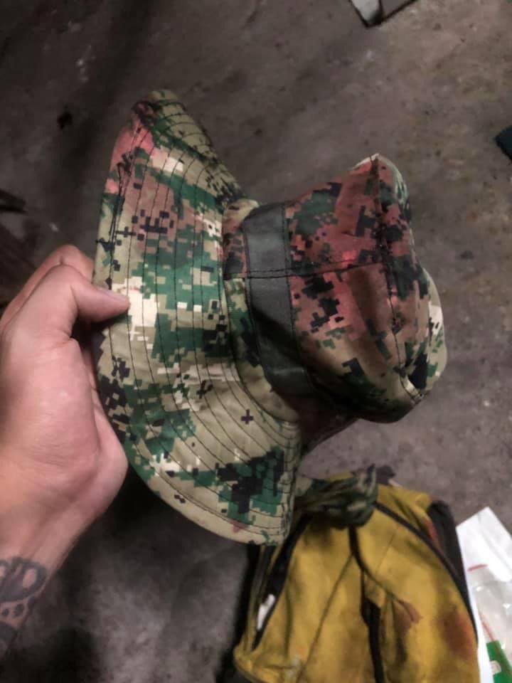 susan27799's tweet photo. Terrorists' military truck hit a car on 14x15st traffic light in South Okkalapa. They also kidnapped the civilian from that car. Only the blood stained hat and stuffs are left on the road as evidence.
SUPPORT FEDERAL ARMY
#Apr1Coup
#WhatsHappeningInMyanmar https://t.co/O1ePwQTlJ7