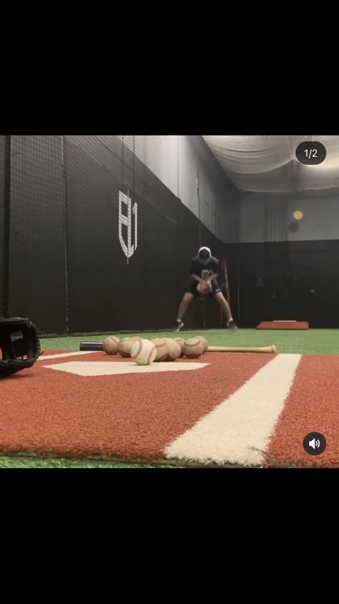InfielderDigest's tweet photo. https://t.co/6iTaO5LK4p