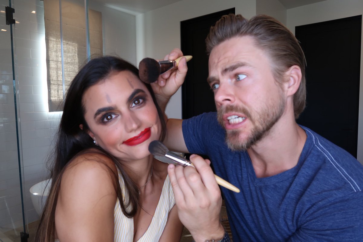 Want to recreate this makeup look?! Click the link to check out the tutorial by the infamous makeup artist, <a href="/derekhough/">Derek Hough</a> 😏 #MakeupTutorial #DayleyLife youtu.be/n_CdjY7XtiE