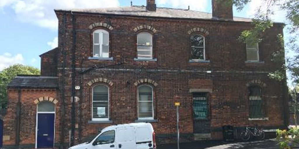 Are you a VCSE org based in or around Heaton Chapel with a need for a space to carry out your activities? Could a refurbished room at Heaton Chapel train station be a viable solution? If so we would love to hear from you! Find out more
buff.ly/3cw24LC