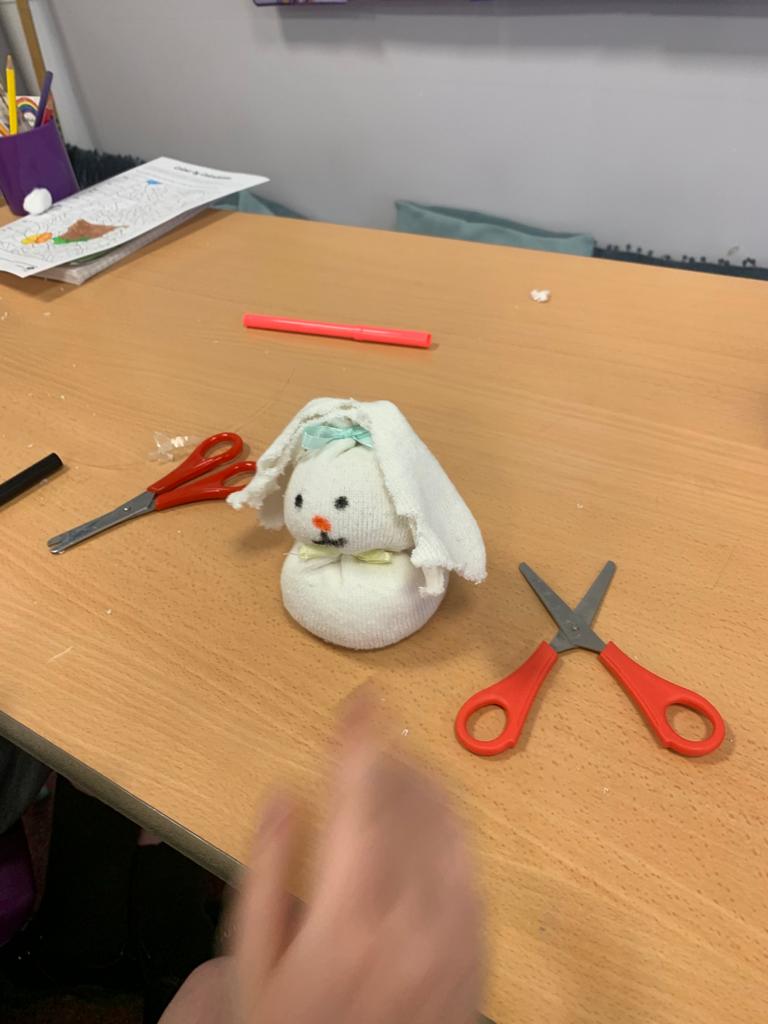 LiftShafton's tweet photo. Y6-2 have made easter sock bunnies. They are so cute! #discoverwhatispossible https://t.co/Q4QiRxC8sF