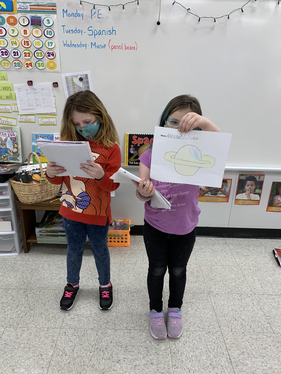shellhaze's tweet photo. Choosing a planet, learning a few exciting things about it, and then teaching our classmates what we learned. My kids are awesome leaders. 🌏 #1stgradersrock @mrjamesfrye @KTLunz #claremont #Allin https://t.co/QJWBcl3agZ