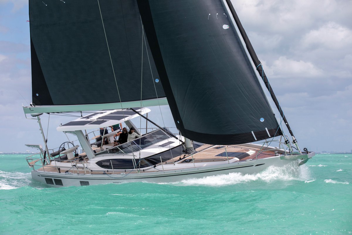 Xantrex's tweet photo. We love seeing our solar panels in action! The Hylas H57 is looking magnificent on the water and is efficiently being powered by Xantrex’s #lithium battery, #Inverterchanger and the solar panels!
#solarpower #FREEDOMinverter #marine #yachts https://t.co/BdBWO8LeLs