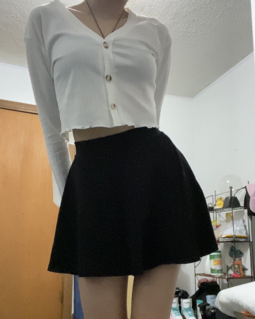 gaydeviI's tweet photo. hi heres my fit from a few days ago https://t.co/AGe5YEJCrS