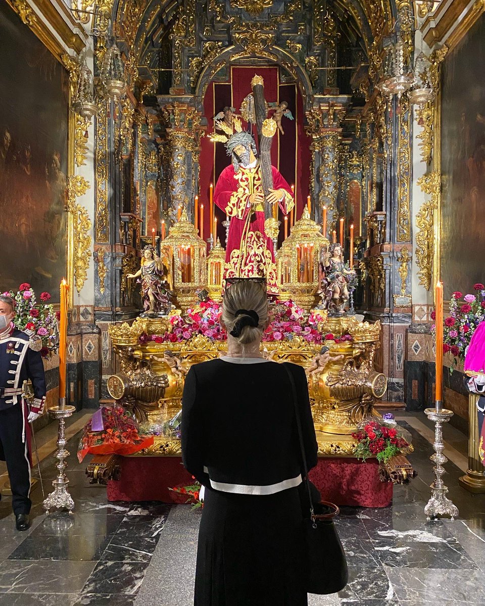marialeonstyle's tweet photo. #SemanaSanta en #Madrid y con mi querida #Sevilla , siempre, en mi corazón #MariaLeonStyle #tradiciones #cultura #JuevesSanto #quevivaEspaña https://t.co/TapANSxE9x