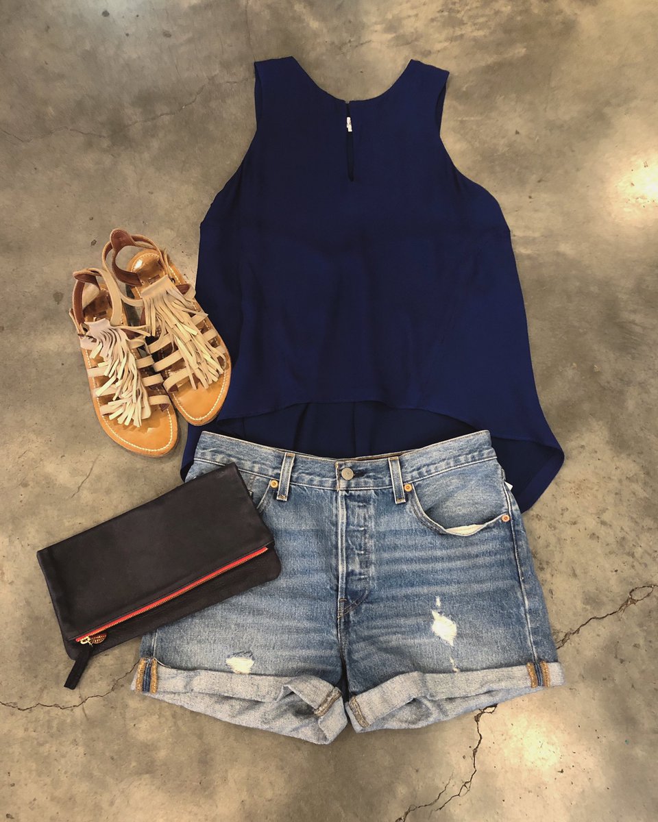 recycledchicpdx's tweet photo. Brighter days ahead ☀️ 
Time to start planning those Summer #ootd

#consignment #shoplocal #resale #newarrivals #designersecondhand #springstyle #summervibes #outfitinspo #whatiwore #levis #clarev #parker #kjacques #sandalseason #recycledchic #rcb #shoponline #shopsmall https://t.co/6zxGZTD8Yt