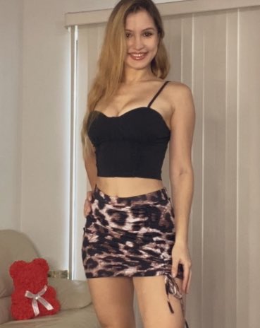 New video is up!😍😋 https://t.co/UIWMS8iJs5 https://t.co/msee4Pundj