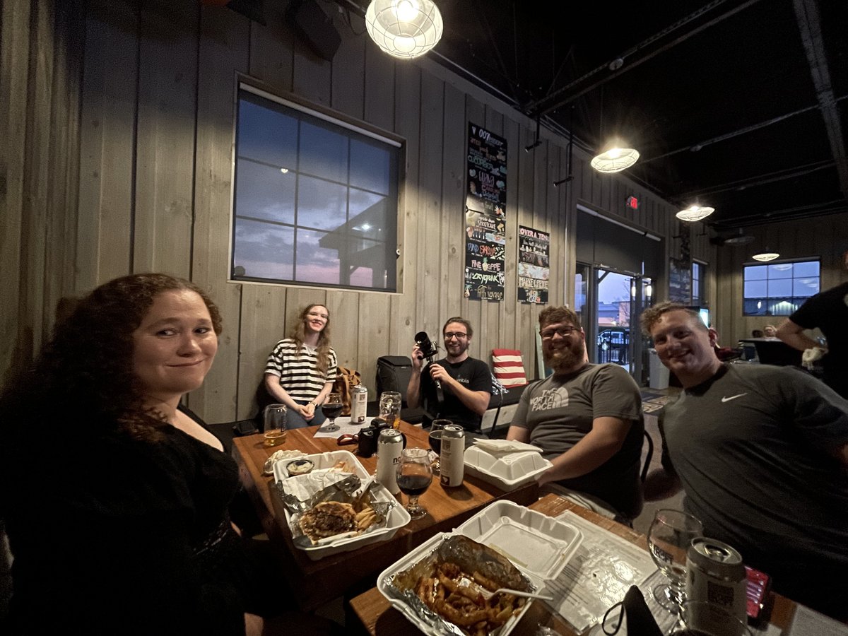 Today we are celebrating 9 years of 52inc!👨‍💻🎉Founder <a href="/Sonolumin/">Lumin</a> behind the lens of this shot of a portion of our crew at a recent vaxxed gathering at <a href="/Columbia_Craft/">Columbia Craft Brewing Company</a>! 💉🍻