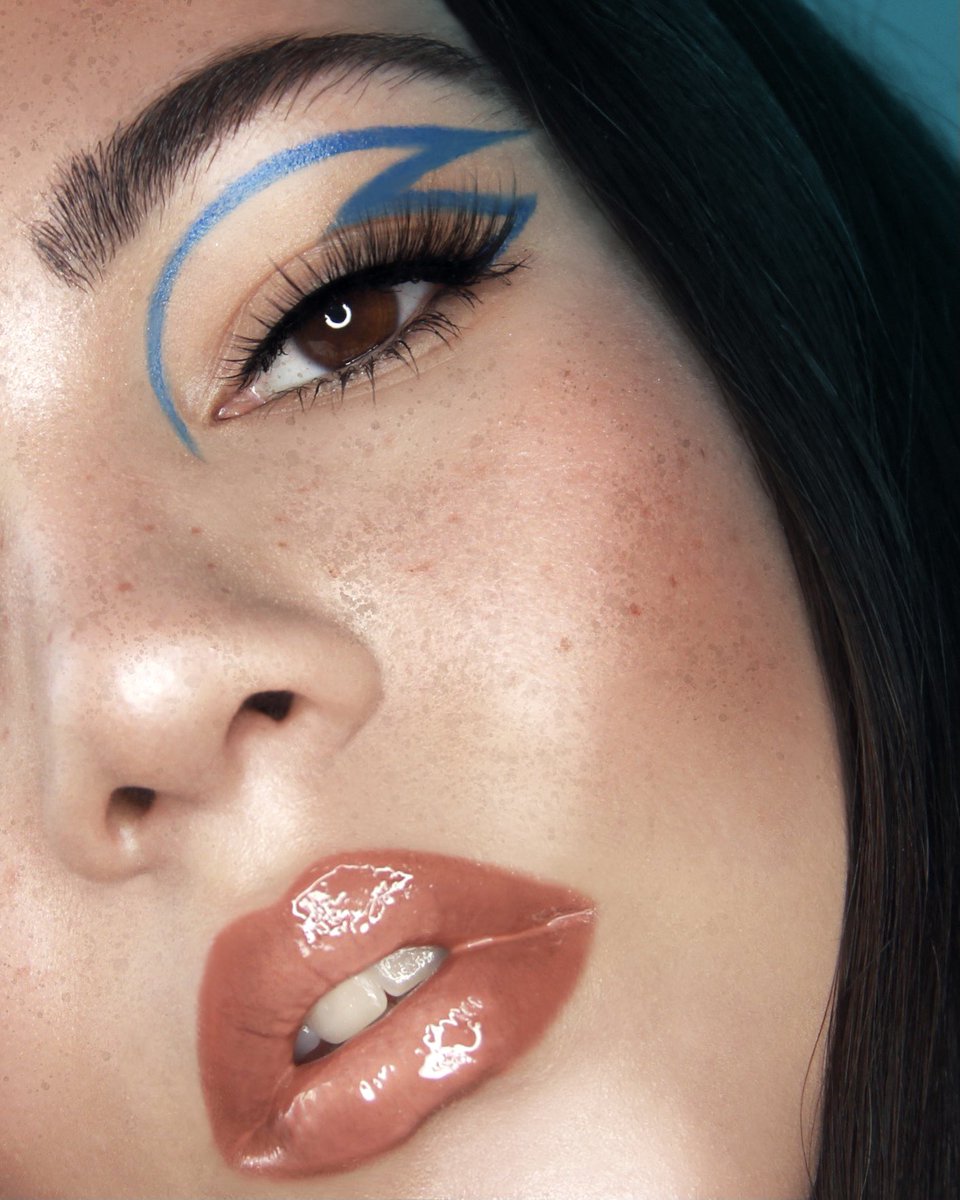 exetess's tweet photo. @ColourPopCo liner-high sky
@elfcosmetics concealer-light peach
@MorpheBrushes 8F fair palette 
@thebalm Mary-Lou highlighter 
@fentybeautylime blush-petal poppin
@ABHcosmetics clear brow gel 
@limecrime lip liner-angel
@TooFaced lipstick-child star
@kyliecosmetics gloss - klear https://t.co/pI0GB7i5uy