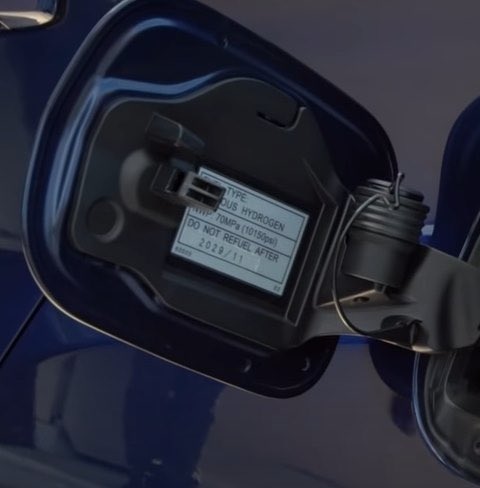 wholemars's tweet photo. Toyota has began to mark their Mirai cars with the date at which the the hydrogen fuel cell can no longer be refueled safely. 

#NotAFoolSell #NotAnAprilFoolsJokee https://t.co/k56Xfspsz8