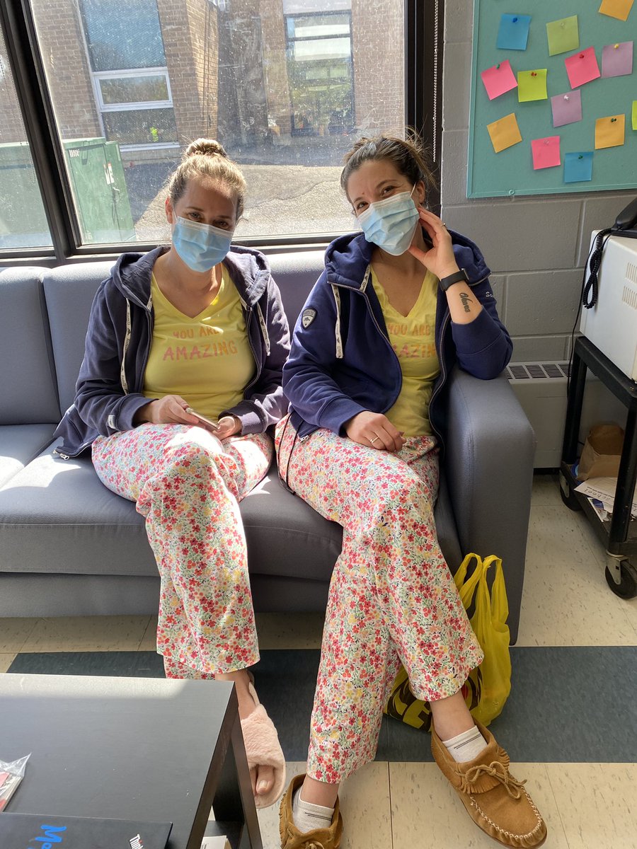 nmfarrugia's tweet photo. @FontaineOLMC IS amazing! She makes everyday 🌺 bloom 🌺 with her positivity and I am forever indebted to her for her mentorship and friendship. #TeachingPartners #ocsbMercy https://t.co/HadoXAArD5
