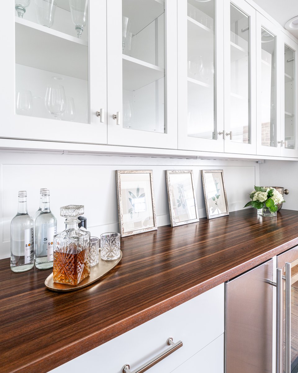glumber's tweet photo. The beauty of wet bars is that they can be designed for nearly any part of your home, and we've rounded up our top four design trends for the year so far on our latest blog!
Design by Jesse Jarrett of Jarrett Design
https://t.co/xoqypQMYhP
#GrothouseThings https://t.co/jD1tlskyvh