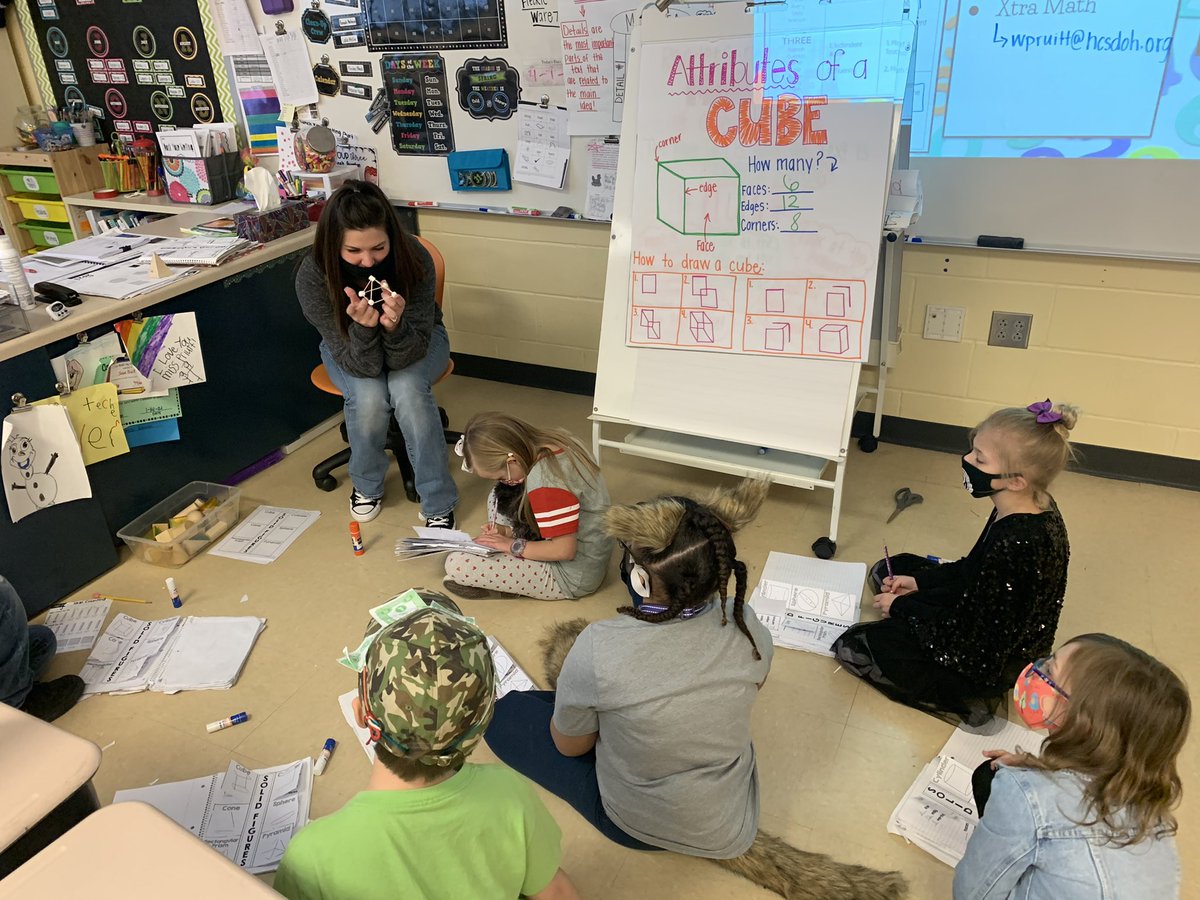 Hamilton_Instr's tweet image. Thank you to Mrs. Pruitt’s 2nd graders for letting me see their math knowledge during centers. I loved it! Every minute matters, even on the afternoon before Spring Break!
