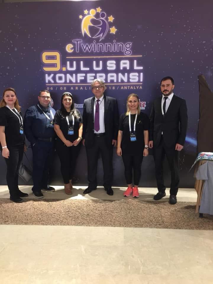 NuketVe's tweet photo. eTwinning faaliyet kitabında Nesrin Şahinoğulları Balıkçı öğretmenimizin Ulusal Konferansında açtığı stant yer aldı. @YUKSELARSLAN217   @Mehmet_Bulut21 @BaglarMEM21 @NesrinBalikci1 https://t.co/iN28QLDJLy