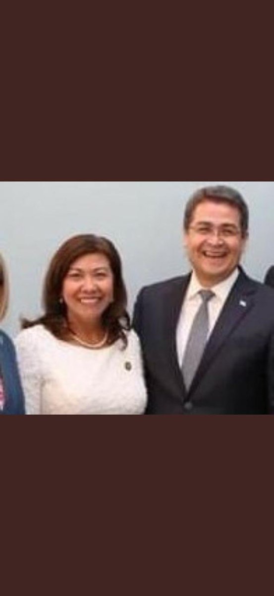 ReloadedBonsai2's tweet photo. Y ahora un chiste:

Ustedes son un narco estado!! 😱🙈

Tres Doritos después 🤣🤣🤣🤣🤣🤣🤣 https://t.co/YOYQrjiEU8