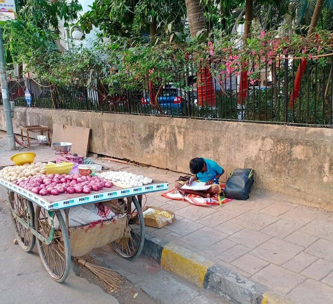 हो कहीं भी आग, लेकिन आग जलनी चाहिए।