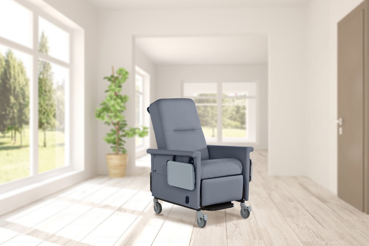 championchair's tweet photo. Today we will feature the 85 series, which is the cornerstone of Champion's classic line and has helped transform the dialysis market. It features a rock-solid steel frame with heavy-duty 5" casters. Check it out! #championchair #championsofcare #85series

https://t.co/6Sysd5Xrkh https://t.co/Yv6cgvFasm