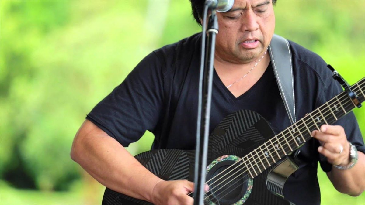 Ho`okena - He Wahine U`i (HiSessions.com Acoustic Live!)
 buff.ly/2FZSVKJ