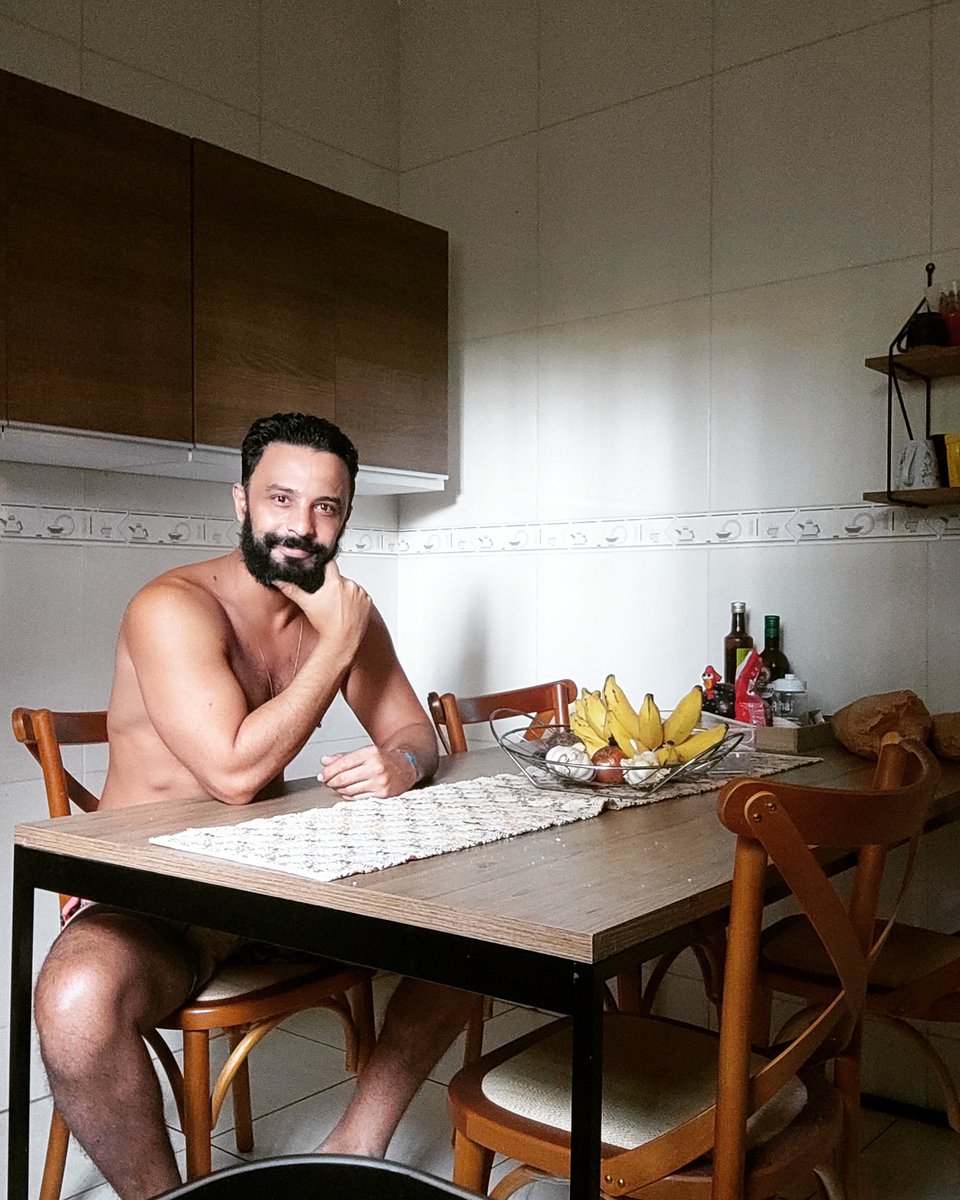 daividfss's tweet photo. Home office e aquela pausa pro café.
#athome #quarentena #lockdownlgbtq https://t.co/p6x8Rvp7RW