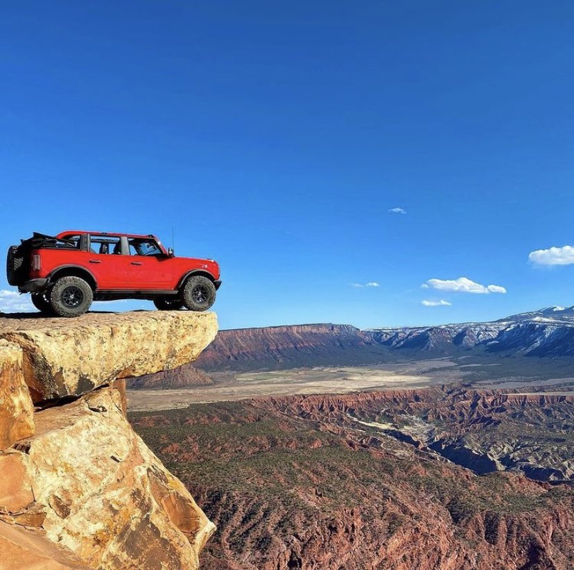 chalmers_ford's tweet photo. Where will your Bronco take you? #thursdaymood #BuiltWild https://t.co/zHvo8Jp5wK