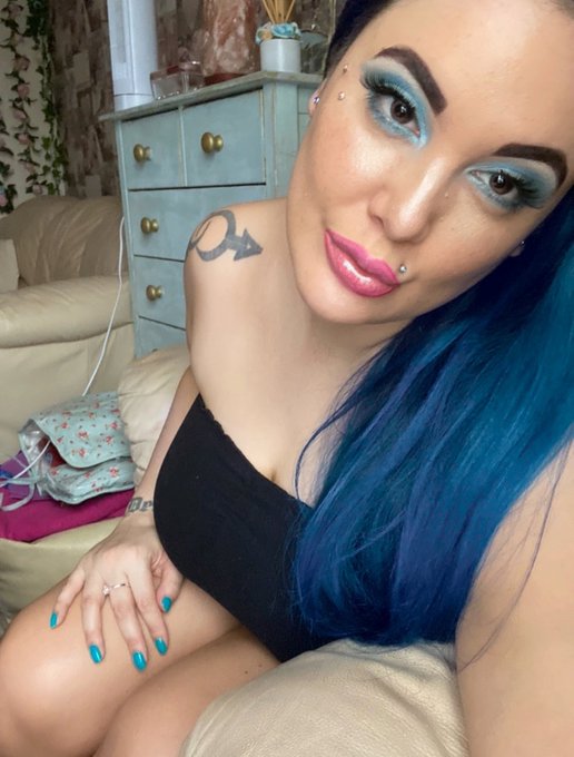 Back for chats till 9pm 🌹🌹🌹🌹   Ellexxxpharrell on https://t.co/oc9NQUiYaq  https://t.co/6FQDEWMgbf https://t<a href="/tag/adultwork"class="tags"><span>#adultwork</span></a>