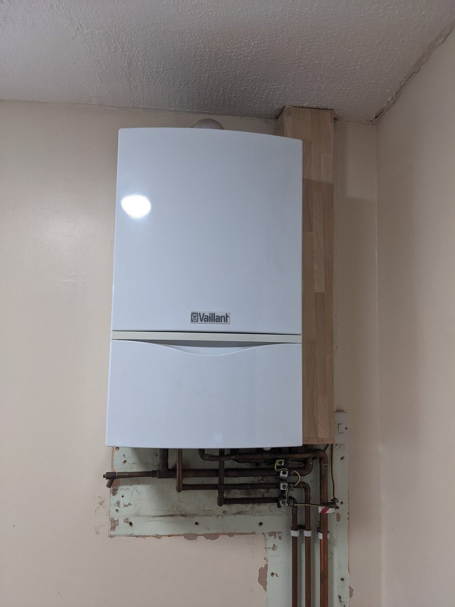 Titan Heating tweet media