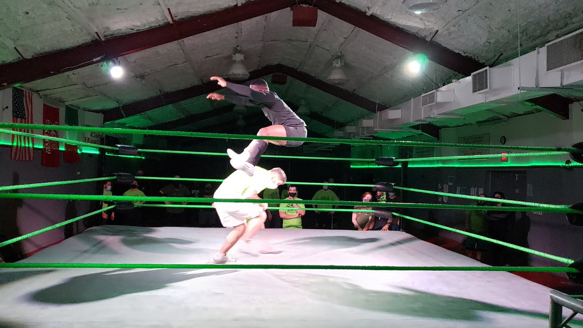 4MonsterFactory's tweet photo. #GotTraining? https://t.co/xSa6dhUFig