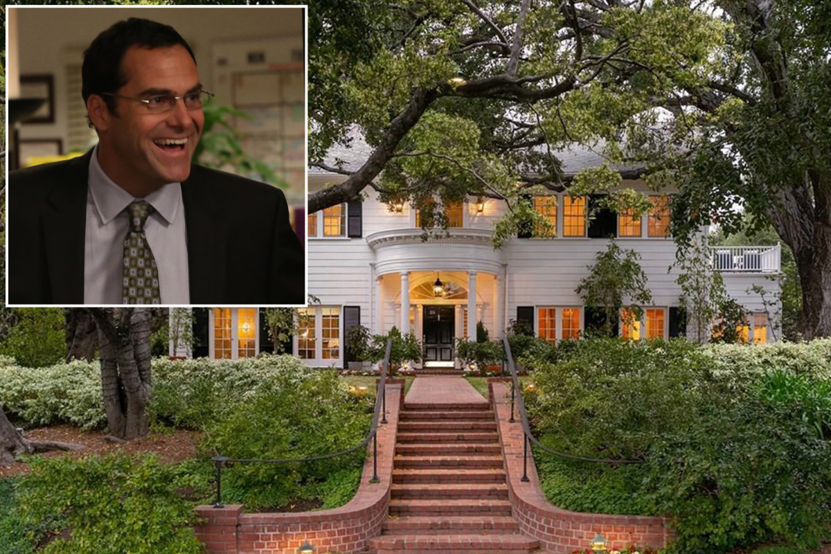 David Wallace’s mansion from ‘The Office’ sparks $6M bidding war