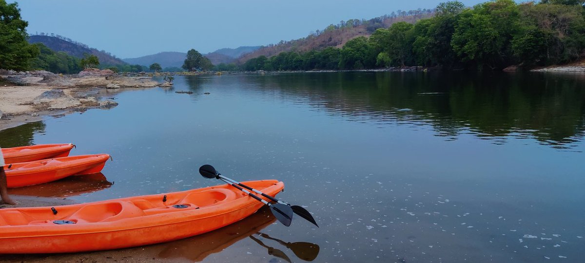 What a mesmerizing scene, on the banks of River Cauvery, <a href="/jungle_lodges/">Jungle lodges JLR</a>